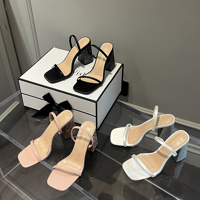 2024 Summer New European American Simple Fashion Square Toe Sandals One Word Thick Heel Outdoor Slippers