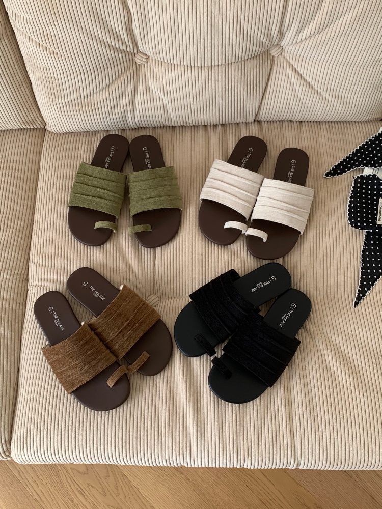 French Style Toe Loop Slippers for Women Summer 2026 New Casual Holiday Sandals Flat Slippers