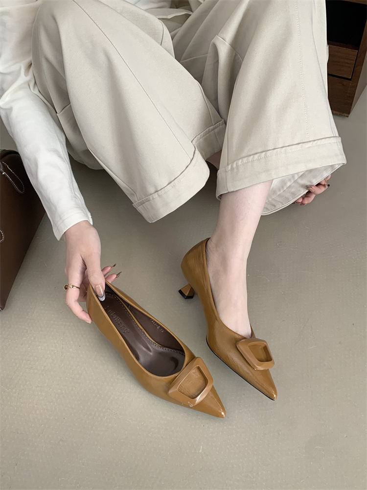 Pointed Toe Mid Heel Commuter Work Shoes for Women 2026 Spring Autumn New Non-Tiring Shallow Mouth Square Buckle Thin Heel Slip-On - Image 3
