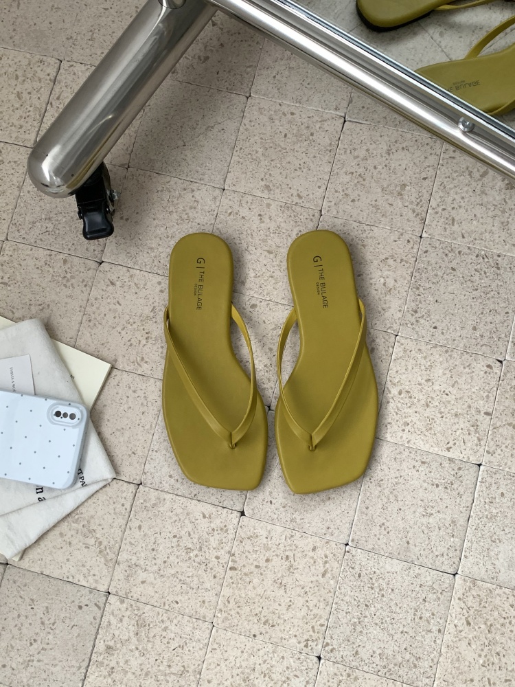 Women's Flip Flops 2026 Summer New Fashion Flat Beach Sandals Slippers - Image 3